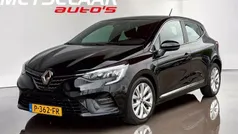Zwart Gebruikt 2022 Renault Clio V Intens Hatchback | € 15.994 (Eerlijke prijs)