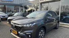 Grijs Gebruikt 2025 Suzuki SX4 S-Cross Style SUV | € 30.950 (Eerlijke prijs)