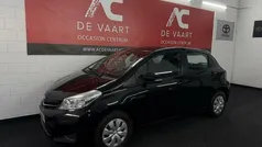 Zwart Gebruikt 2014 Toyota Yaris Hatchback | € 6.250 (Goede deal)