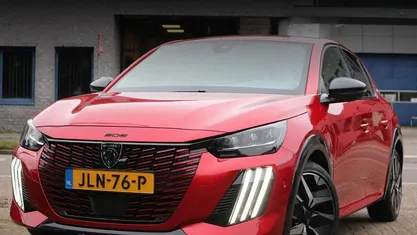 Occasion 2024 Peugeot 208 GT Hatchback | € 24.395 (Eerlijke prijs)