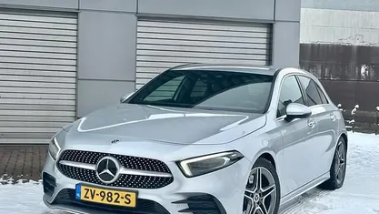 Grijs Gebruikt 2018 Mercedes A250 Premium Plus Hatchback | € 25.900 (Eerlijke prijs)