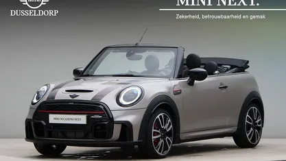 Grijs Occasion 2024 Mini John Cooper Works Cabriolet Cabriolet | € 46.750 (Eerlijke prijs)