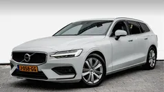 Wit Gebruikt 2020 Volvo V60 Business Edition Stationwagen | € 22.850 (Eerlijke prijs)