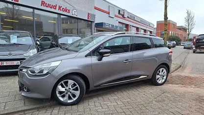 Occasion Renault Clio GrandTour LIMITED 90 PK (66 kW) 2016 Stationwagen