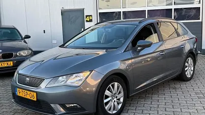 Grijs Occasion 2014 Seat Leon ST Reference Stationwagen | € 5.695 (Eerlijke prijs)