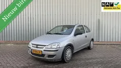 Grijs Gebruikt 2005 Opel Corsa Hatchback | € 1.095 (Goede deal)