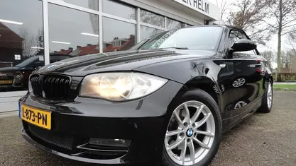 Zwart (metallic) Occasion 2008 BMW 118 Cabriolet Cabriolet | € 6.450 (Eerlijke prijs)
