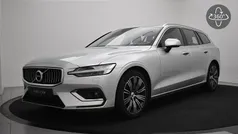 Grijs (metallic) Gebruikt 2019 Volvo V60 Inscription Stationwagen | € 29.495 (Eerlijke prijs)