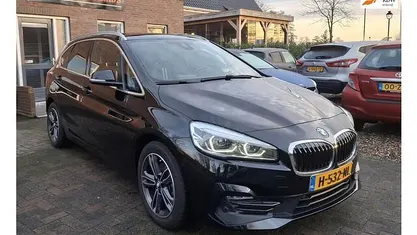 Occasion BMW 218 Executive 140 PK (102 kW) 2020 Stationwagen