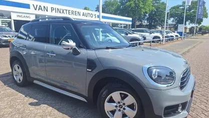 Occasion Mini One Countryman 102 PK (75 kW) 2018 Grijs, metallic lak SUV
