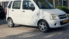 Wit Gebruikt 2006 Opel Agila Essentia Hatchback | € 1.350 (Eerlijke prijs)