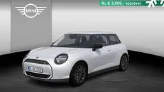 Gebruikt 2025 Mini Cooper SE Essential Hatchback | € 33.634 (Super prijs)