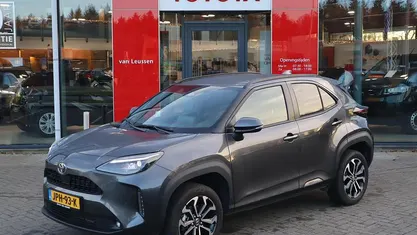 Occasion 2025 Toyota Yaris Cross Edition SUV | € 28.900 (Eerlijke prijs)