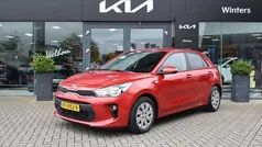 Rood Gebruikt 2018 Kia Rio Hatchback | € 11.940 (Eerlijke prijs)