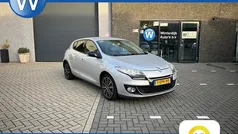 Grijs Gebruikt 2013 Renault Mégane III Bose Edition Hatchback | € 3.950 (Goede deal)
