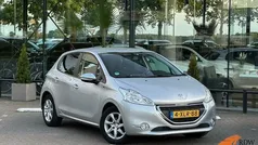 Grijs Gebruikt 2014 Peugeot 208 Style Hatchback | € 5.999 (Eerlijke prijs)