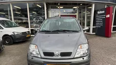Gebruikt 2001 Renault Scénic Expression MPV | € 1.450 (Eerlijke prijs)
