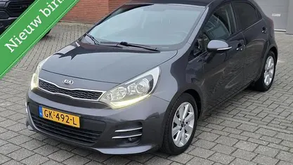 Occasion 2015 Kia Rio Hatchback | € 7.295 (Eerlijke prijs)