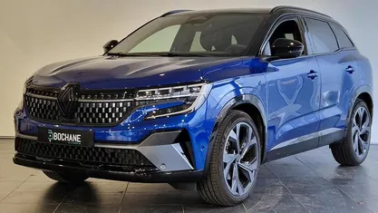 Blauw Occasion 2025 Renault Austral Iconic Esprit Alpine SUV | € 39.695 (Eerlijke prijs)