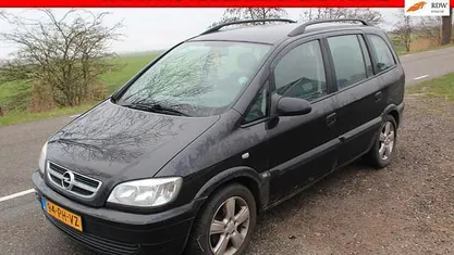 Gebruikt 2004 Opel Zafira MPV | € 650 (Goede deal)