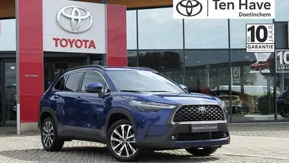 Blauw Occasion 2024 Toyota Corolla Cross Style SUV | € 34.400 (Eerlijke prijs)
