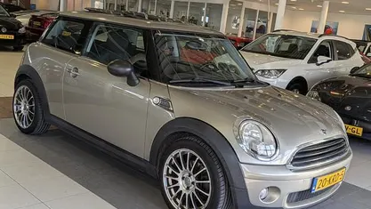 Occasion 2010 Mini ONE Hatchback | € 4.444 (Eerlijke prijs)