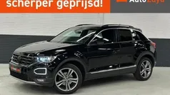 Zwart Gebruikt 2021 VW T-Roc Sportline SUV | € 26.993 (Eerlijke prijs)