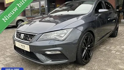 Grijs Occasion 2019 Seat Leon ST FR Stationwagen | € 20.950 (Goede deal)