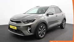 Grijs Gebruikt 2023 Kia Stonic SUV | € 22.850 (Eerlijke prijs)