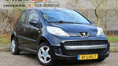 Occasion Peugeot 107 Urban Move 68 PK (50 kW) 2010 Zwart (metallic) Hatchback