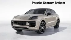 Overige Nieuw 2025 Porsche Cayenne Turbo E-Hybrid SUV | € 250.450 (Goede deal)