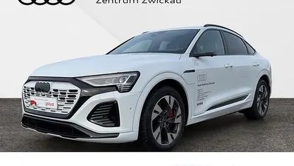 Occasion 2023 Audi Q8 e-tron S-Line SUV | € 61.099 (Eerlijke prijs)