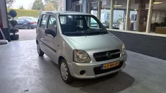 Grijs Gebruikt 2003 Opel Agila Essentia Hatchback | € 999 (Eerlijke prijs)