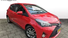 Rood Gebruikt 2014 Toyota Yaris Hatchback | € 10.950 (Eerlijke prijs)