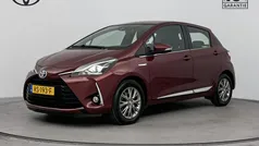 Rood Gebruikt 2018 Toyota Yaris Hybrid Executive Hatchback | € 16.950 (Super prijs)