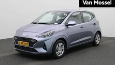Blauw Gebruikt 2024 Hyundai i10 Premium Hatchback | € 16.900 (Eerlijke prijs)