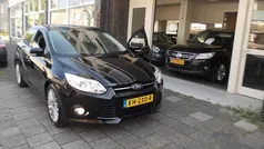 Zwart Gebruikt 2012 Ford Focus Titanium Hatchback | € 3.999 (Super prijs)