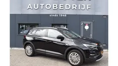 Zwart Gebruikt 2019 Opel Grandland X Innovation SUV | € 18.950 (Eerlijke prijs)
