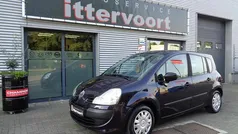 Paars Gebruikt 2009 Renault Modus Expression MPV | € 1.950 (Eerlijke prijs)