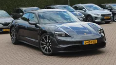 Grijs Gebruikt 2020 Porsche Taycan 4S Performance Package Sedan | € 52.950 (Super prijs)