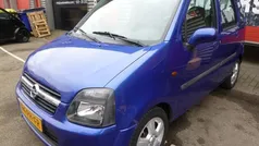 Blauw Gebruikt 2004 Opel Agila Hatchback | € 1.249 (Eerlijke prijs)