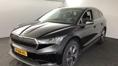 Zwart Gebruikt 2022 Skoda Enyaq iV SUV | € 27.400 (Super prijs)