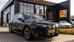 Zwart Gebruikt 2022 BMW iX Executive SUV | € 45.750 (Goede deal)