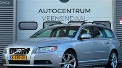 Grijs, metallic lak Gebruikt 2010 Volvo V70 Stationwagen | € 7.950 (Goede deal)