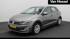 Grijs Gebruikt 2020 VW Polo Comfortline Hatchback | € 13.900 (Eerlijke prijs)