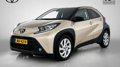 Gebruikt 2022 Toyota Aygo X Pulse SUV | € 17.990 (Eerlijke prijs)