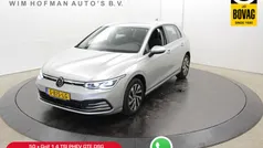 Grijs Gebruikt 2020 VW Golf VIII Style Hatchback | € 25.740 (Eerlijke prijs)
