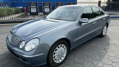 Overige Gebruikt 2004 Mercedes E240 Elegance Sedan | € 9.995 (Super prijs)