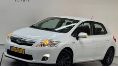 Wit Gebruikt 2012 Toyota Auris Limited Hatchback | € 8.250 (Eerlijke prijs)