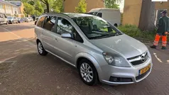 Grijs Gebruikt 2007 Opel Zafira MPV | € 2.499 (Eerlijke prijs)